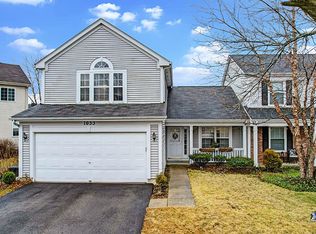 1053 Blackburn Dr, Grayslake, IL 60030