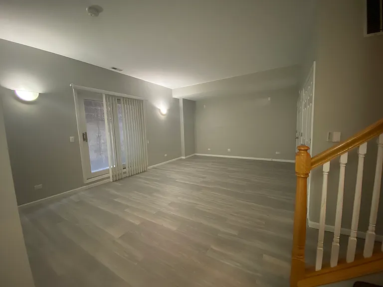 1522-1528 W Greenleaf Ave #2 — Photo 7