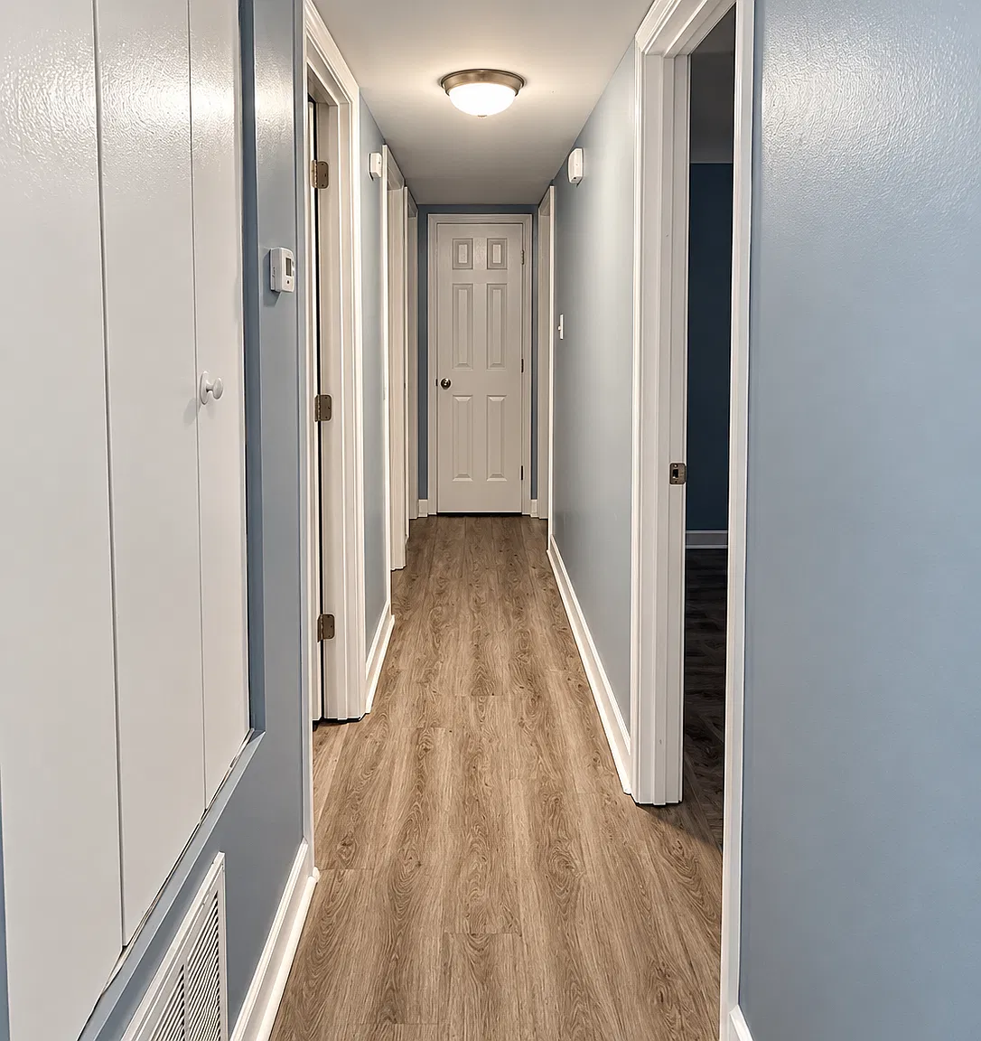 4 bed, 1.5 bath, 900 sqft, $1,425 — Photo 3