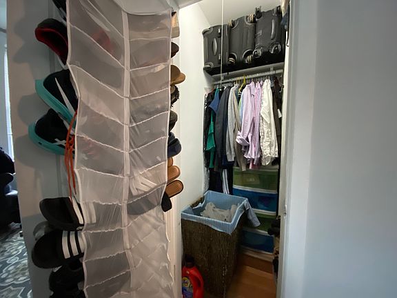 2nd image of 1234 N Cleaver St APT 3R