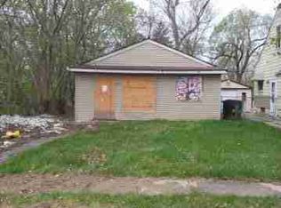15735 W Parkway St, Detroit, MI 48223