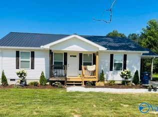 137 Almond Dr, Arab, AL 35016