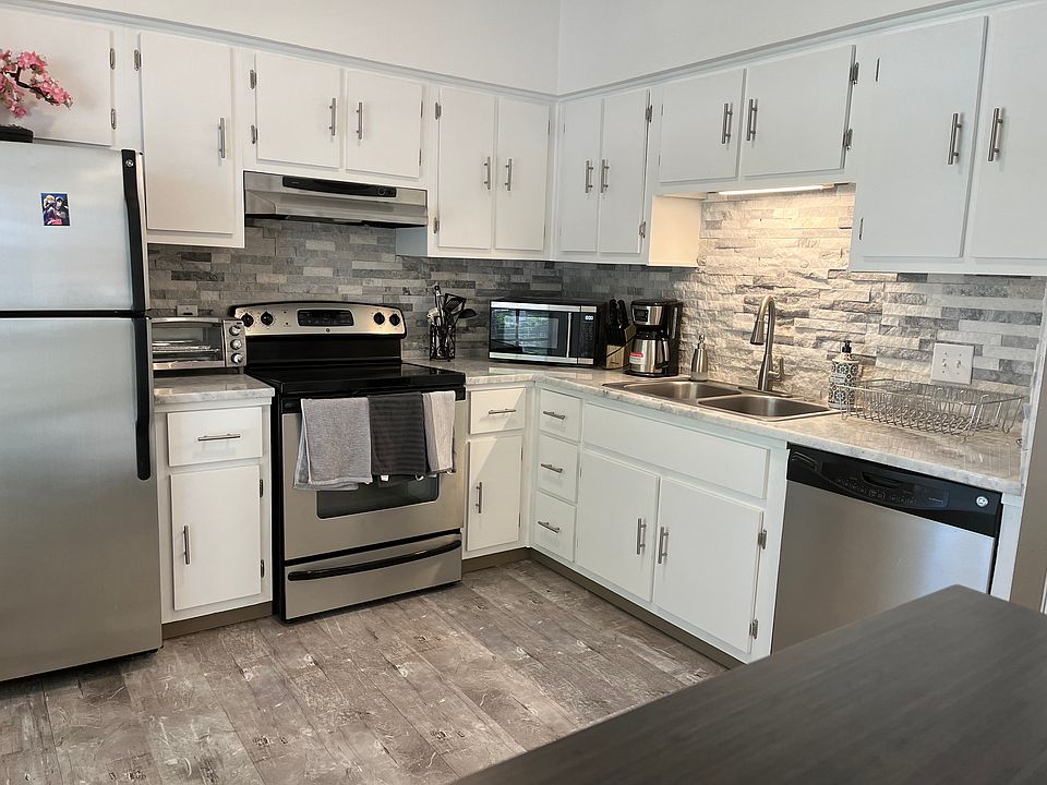 1st image of 4444 Harlanwood Dr APT 218