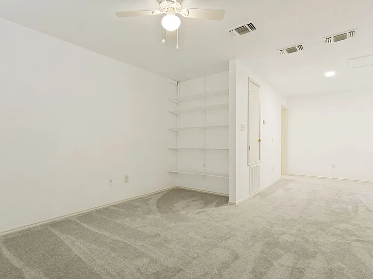 3202 Eisenhauer Rd #801 — Photo 21