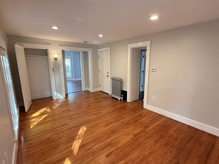 43 Winthrop St #2 — Photo 24