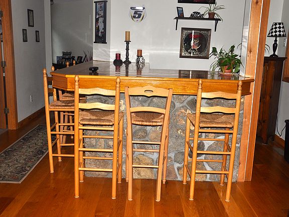 Custom Wet Bar