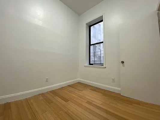 Rented by Abba Realty Associates INC | media 18