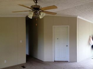 1615 McCoy Rd, Sneedville, TN 37869