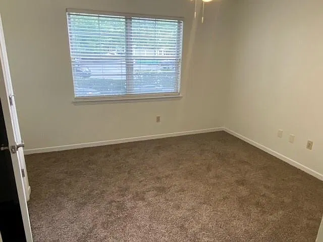 1 bed, 557 sqft, $1,600 — Photo 4