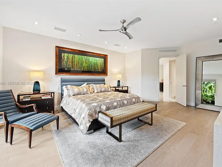 13633 Deering Bay Dr #225 — Photo 16