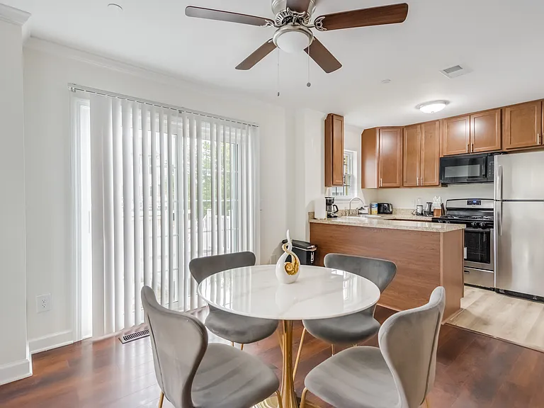 2706 Knox St SE #A — Photo 1