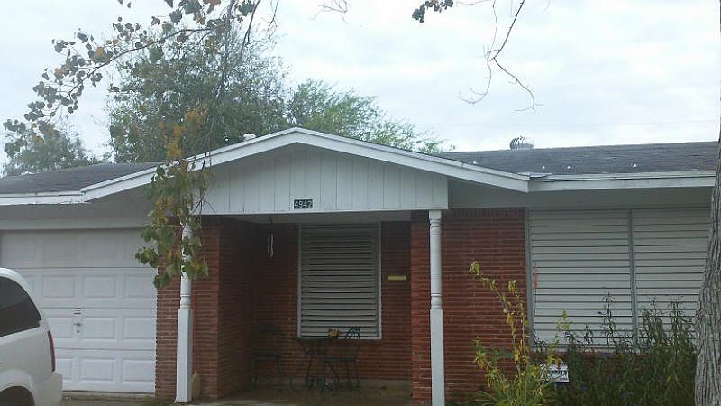 1st image of 4942 Andover Dr