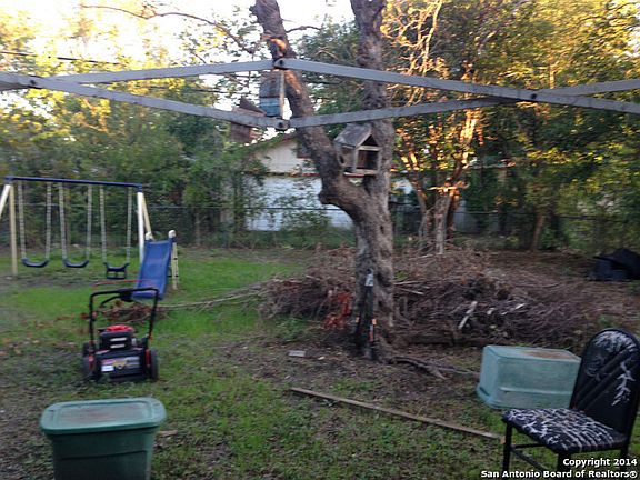 4th image of 239 Artemis Dr