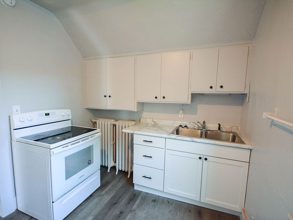 703 5th St NW 703 5th St NW Austin MN Zillow