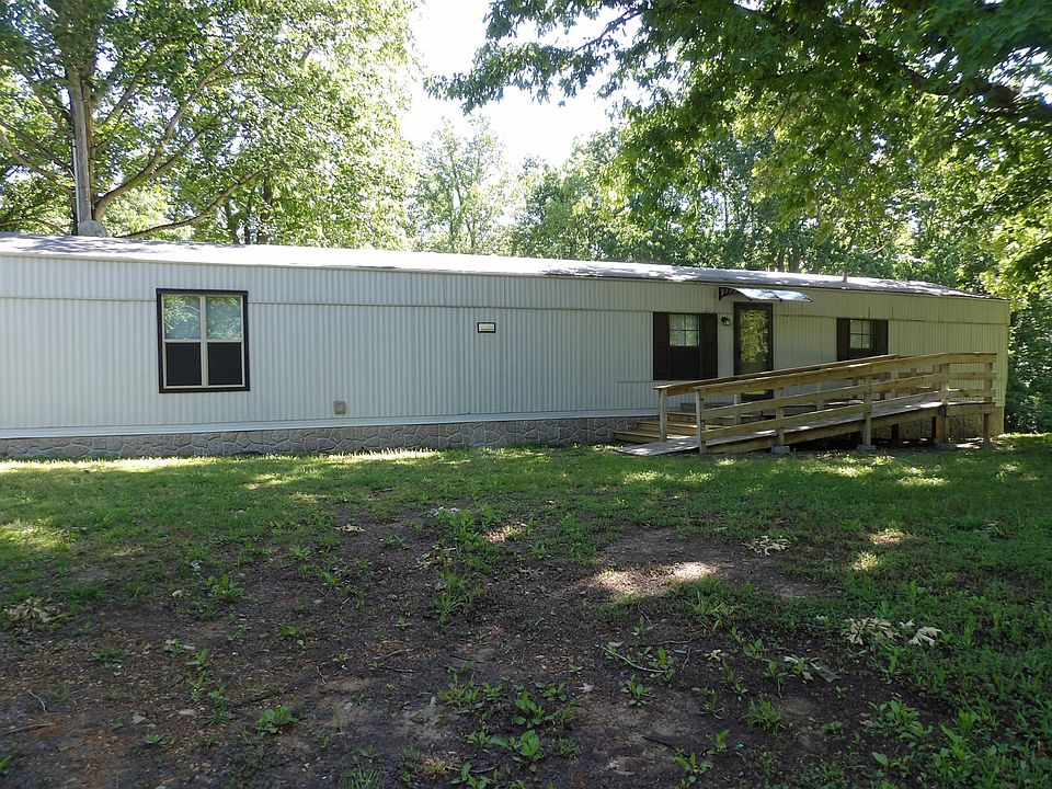 1st image of 862 Chambers Spring Rd