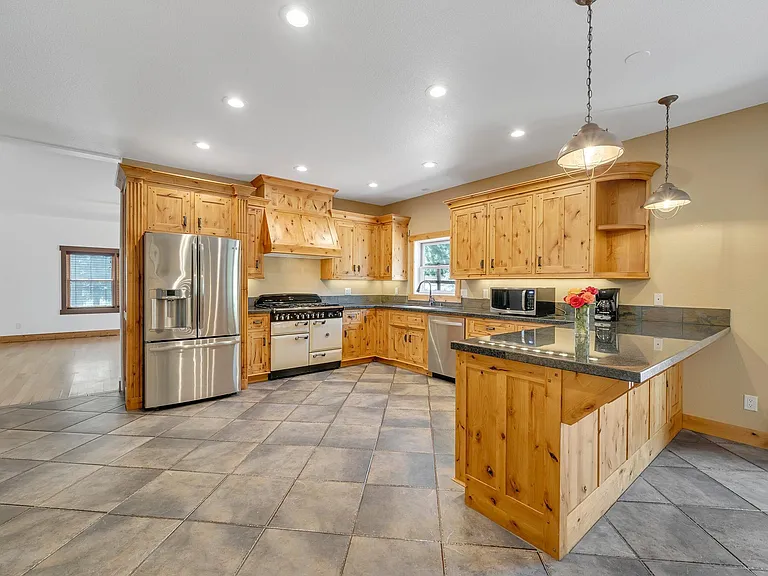 16925 Mount Rose Hwy — Photo 4
