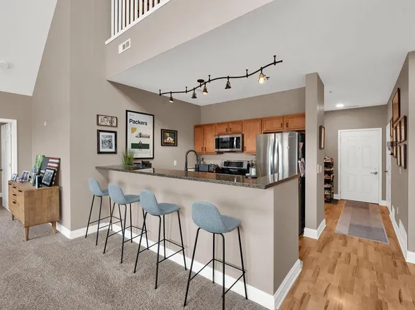 14900 W Wilbur DRIVE #1208, New Berlin, WI 53151