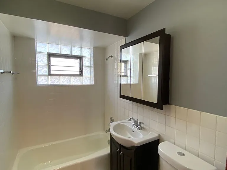 620-628 Sibley Blvd — Photo 14