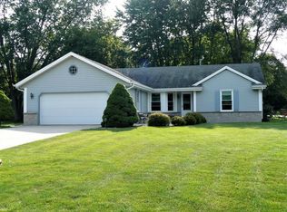 345 Parklawn Dr, Waukesha, WI 53186