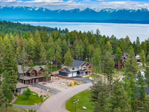 600 Grayling Rd, Lakeside, MT 59922