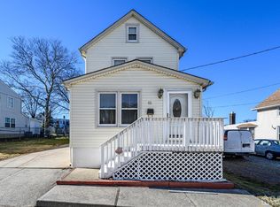 15 Lefferts St, Carteret, NJ 07008