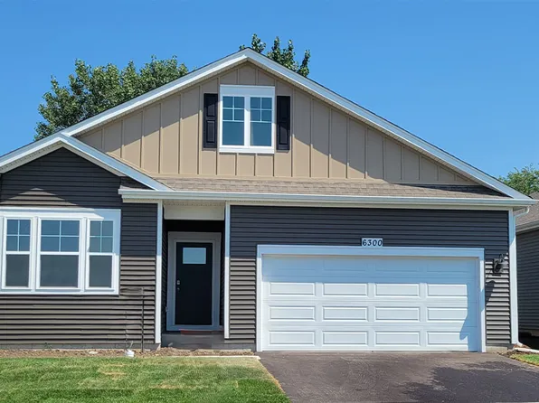 6300 Redwood Trl, Wonder Lake, IL 60097