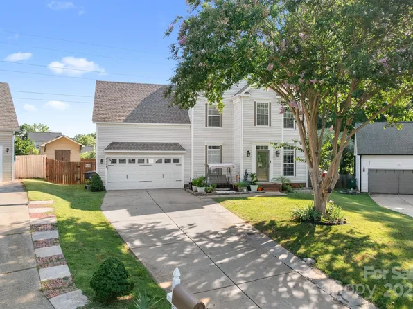 5104 Timbertop Ln, Charlotte, NC 28215