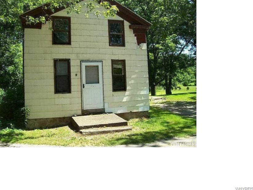 2nd image of 4541 Baby Ln