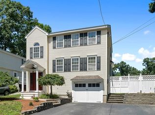 23 Valley Rd, Dracut, MA 01826