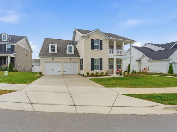 550 Snapdragon Ln, Hendersonville, TN 37075