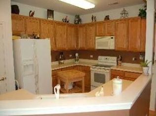 13485 Honeysuckle Dr, Huntley, IL 60142