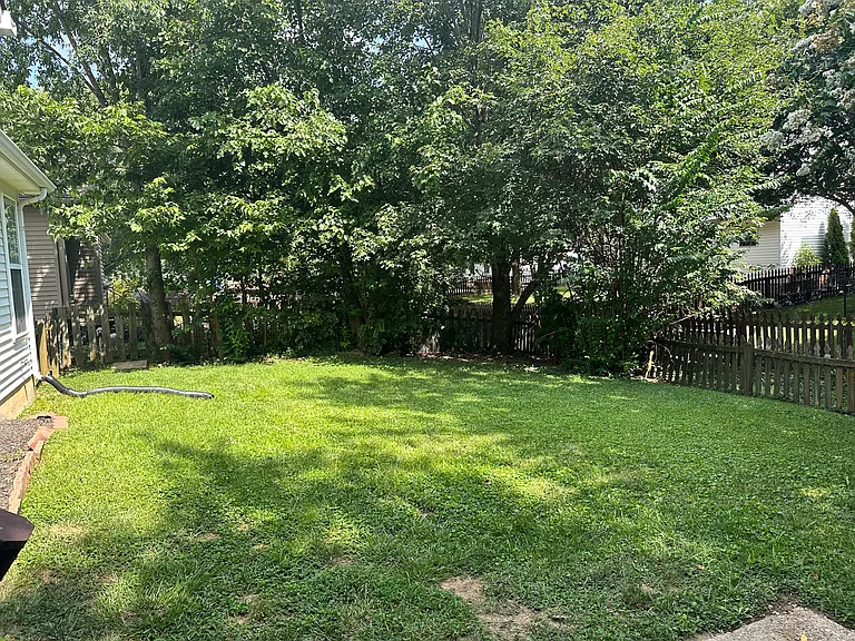 10006 Spring Gate Dr — Photo 16