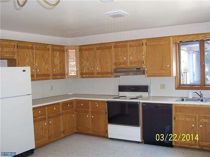 2nd image of 1411 Hampden Blvd
