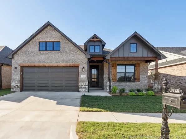 9726 E 132nd St S, Bixby, OK 74008