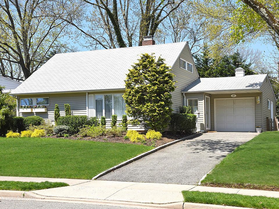 1st image of 17 Wakefield Ave