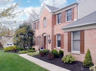 93 Wood Dr, Holland, PA