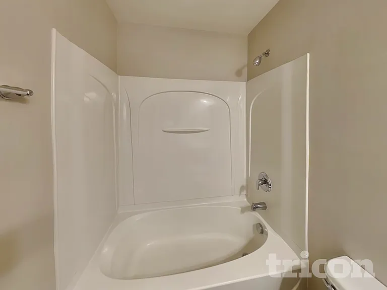 1028 Mountain Laurel Ct — Photo 14