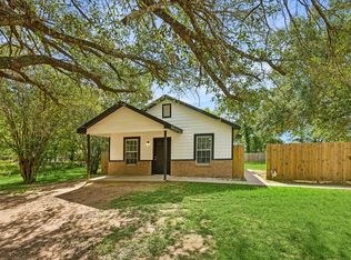 539 Anderson St, Sealy, TX 77474