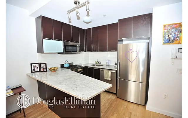 Rented by Douglas Elliman | media 32
