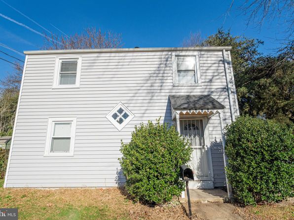 2409 Greeley Pl