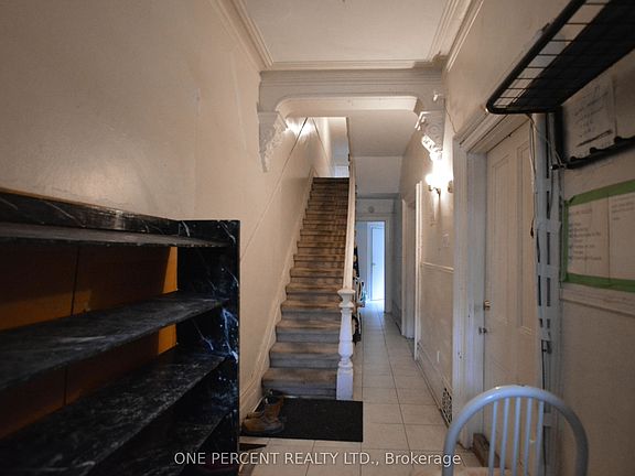2nd image of 81 Baldwin St