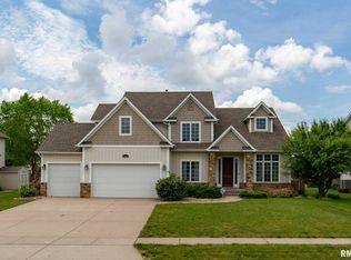 5448 Judge Rd, Bettendorf, IA 52722
