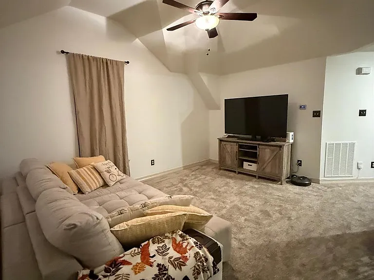 5615 Ashford Ridge Ln — Photo 38