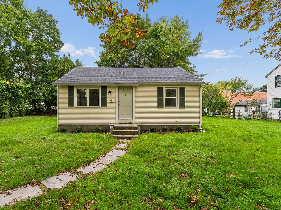 4 Elgin Ave