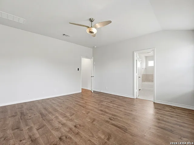 804 Red Riv — Photo 19