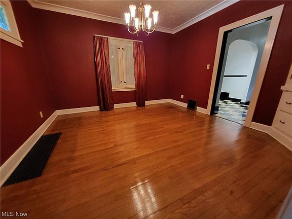 5th image of 4204 Euclid Blvd