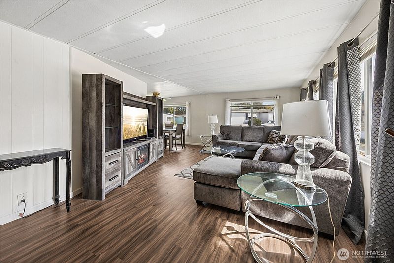 5th image of 2828 34th Avenue Ct E #61