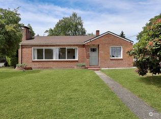 1048 S Hawthorne St, Tacoma, WA 98465