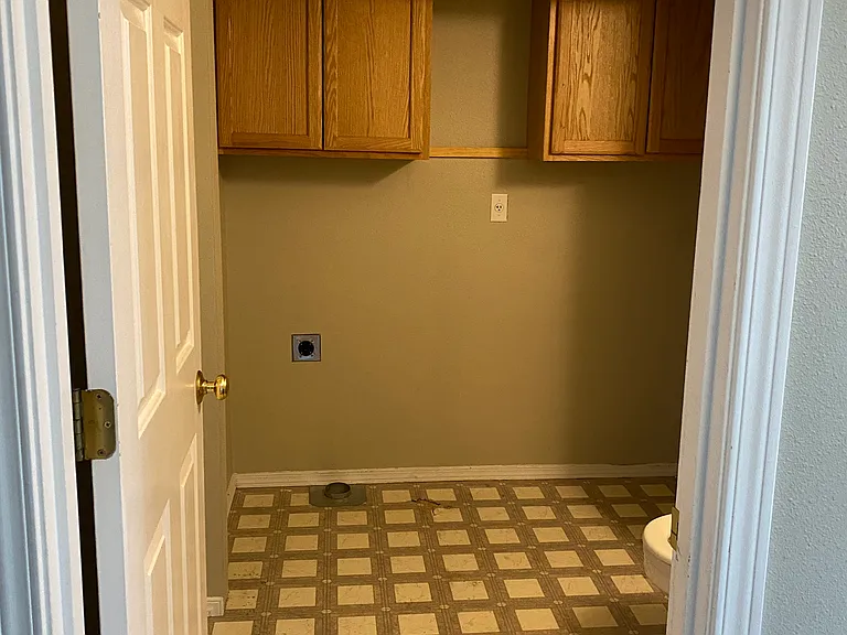 2125 NW Deschutes Pl #A — Photo 5