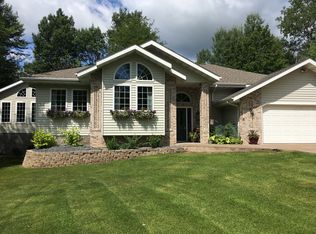 4271 Westwood Rd, Hermantown, MN 55811